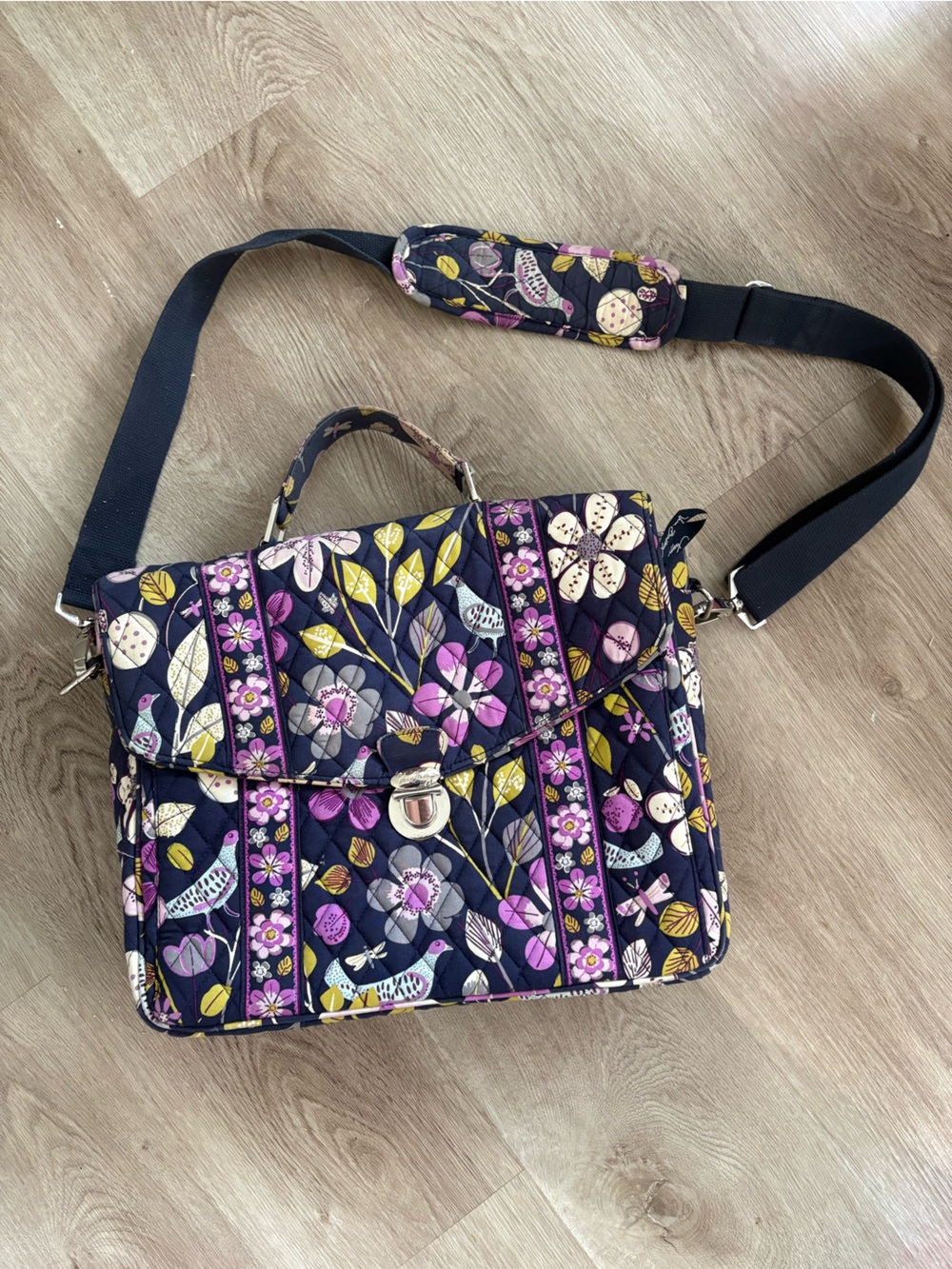 Vintage 2011 Vera Bradley Laptop Shoulder Bag in Floral Nightingale Pattern